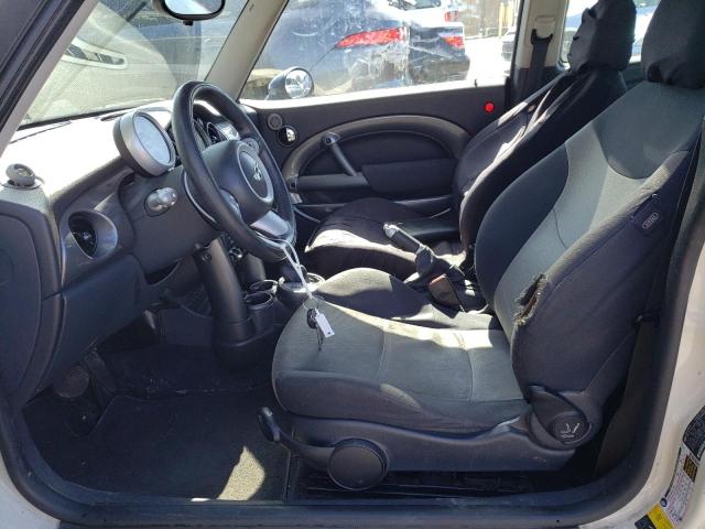 Photo 7 from auction – 2006 MINI COOPER with VIN WMWRC33546TK15635