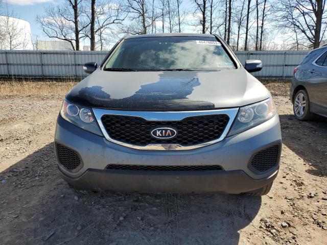 Photo 5 from auction – 2013 KIA SORENTO LX with VIN 5XYKTCA63DG419111