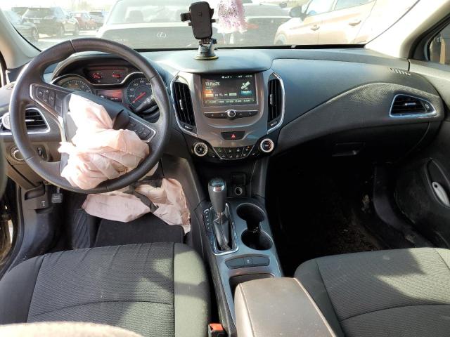 Photo 8 from auction – 2018 CHEVROLET CRUZ with VIN 1G1BE5SM6J7227380