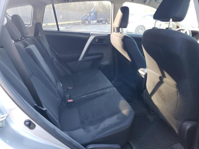 Photo 11 from auction – 2017 TOYOTA RAV4 LE with VIN 2T3BFREV5HW671638