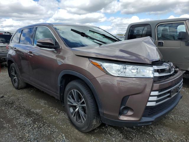 Photo 4 from auction – 2018 TOYOTA HIGHLANDER with VIN 5TDZZRFH0JS253560