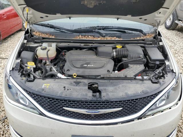 Photo 12 from auction – 2017 CHRYSLER PACIFICA L with VIN 2C4RC1GG7HR545332