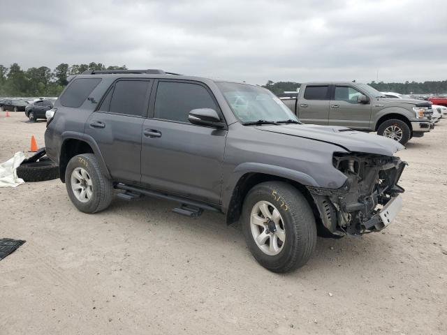 Photo 4 from auction – 2018 TOYOTA 4RUNNER SR with VIN JTEBU5JR1J5565204