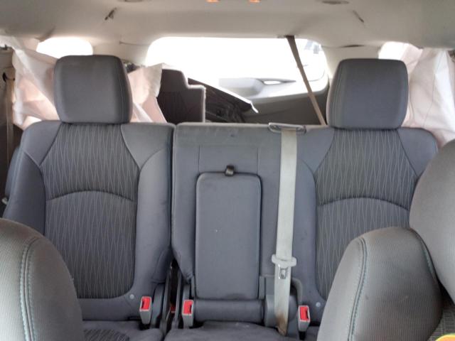 Photo 10 from auction – 2016 CHEVROLET TRAVERSE L with VIN 1GNKRFED3GJ118956