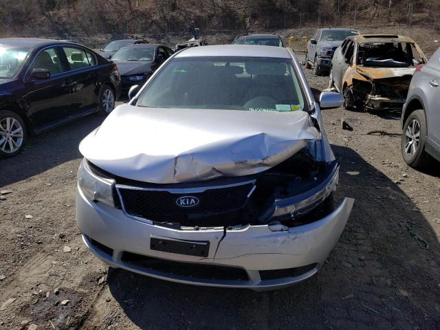 Photo 5 from auction – 2010 KIA FORTE EX with VIN KNAFU4A23A5249299