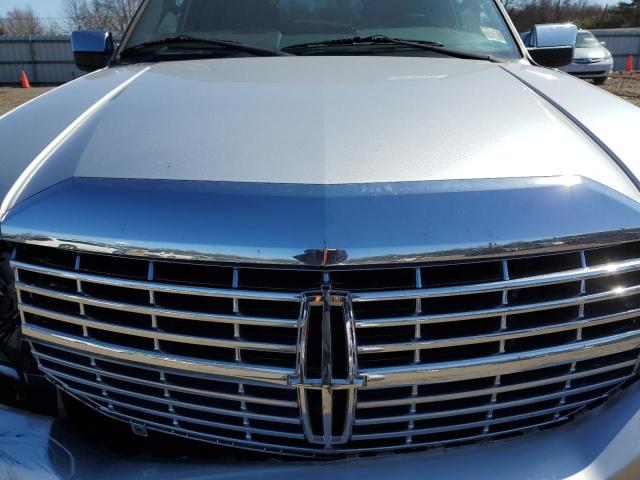 Photo 12 from auction – 2011 LINCOLN NAVIGATOR with VIN 5LMJJ2J51BEJ03935