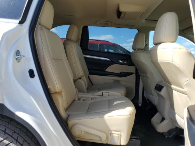 Photo 11 from auction – 2015 TOYOTA HIGHLANDER with VIN 5TDKKRFH1FS100263