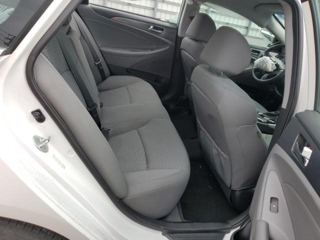 Photo 10 from auction – 2014 HYUNDAI SONATA HYB with VIN KMHEC4A47EA117822