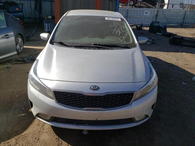 Photo 5 from auction – 2017 KIA FORTE LX with VIN 3KPFK4A78HE095711