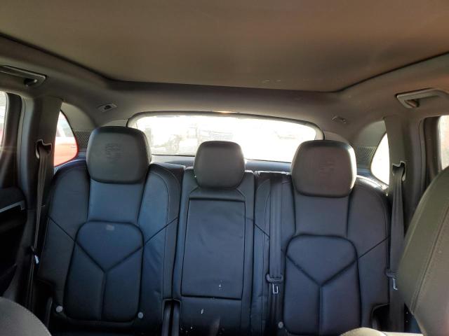 Photo 10 from auction – 2014 PORSCHE CAYENNE with VIN WP1AA2A2XELA91831