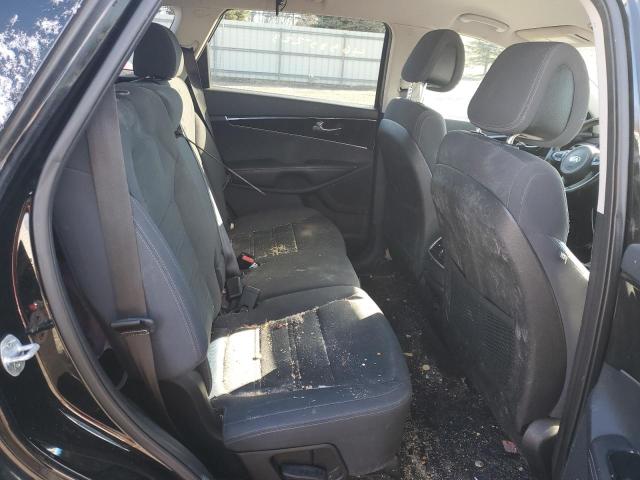 Photo 11 from auction – 2016 KIA SORENTO LX with VIN 5XYPGDA31GG100798