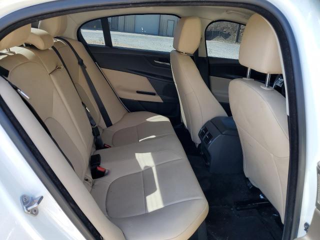 Photo 10 from auction – 2018 JAGUAR XE with VIN SAJAR4FX4JCP36530