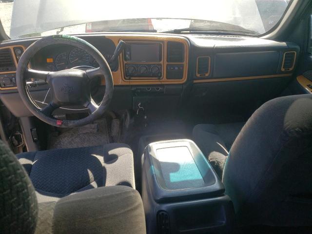 Photo 8 from auction – 2002 CHEVROLET AVALANCHE with VIN 3GNGK23G22G141901