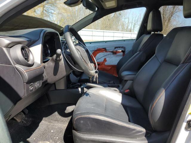 Photo 7 from auction – 2017 TOYOTA RAV4 SE with VIN 2T3JFREV5HW583362