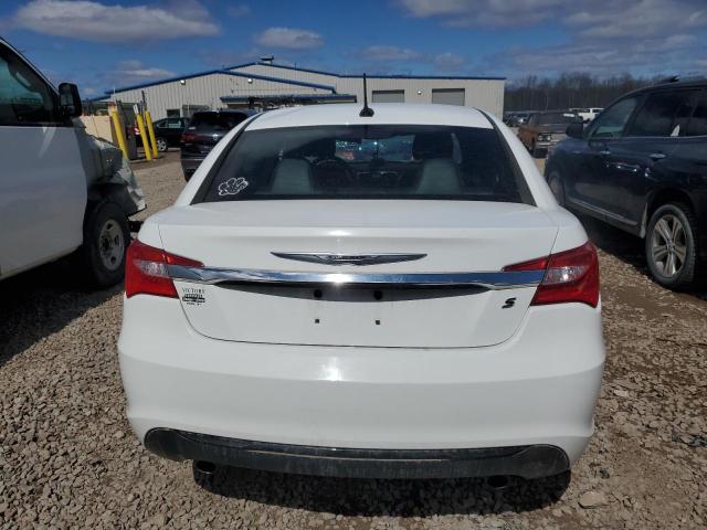 Photo 6 from auction – 2011 CHRYSLER 200 S with VIN 1C3BC8FG2BN613976