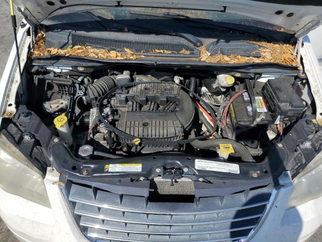 Photo 12 from auction – 2010 CHRYSLER TOWN & COU with VIN 2A4RR8DX2AR448468