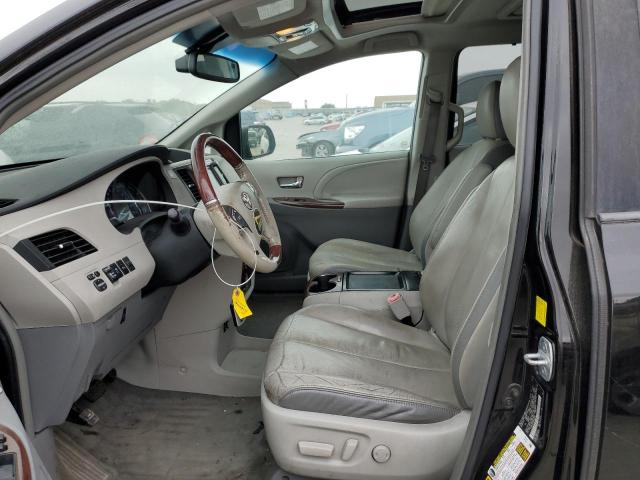Photo 7 from auction – 2011 TOYOTA SIENNA XLE with VIN 5TDDK3DC6BS020805