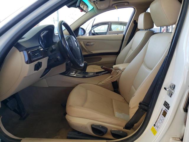 Photo 7 from auction – 2006 BMW 325 I with VIN WBAVB13586KR63526