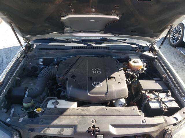 Photo 12 from auction – 2004 TOYOTA 4RUNNER SR with VIN JTEBU14R848027557