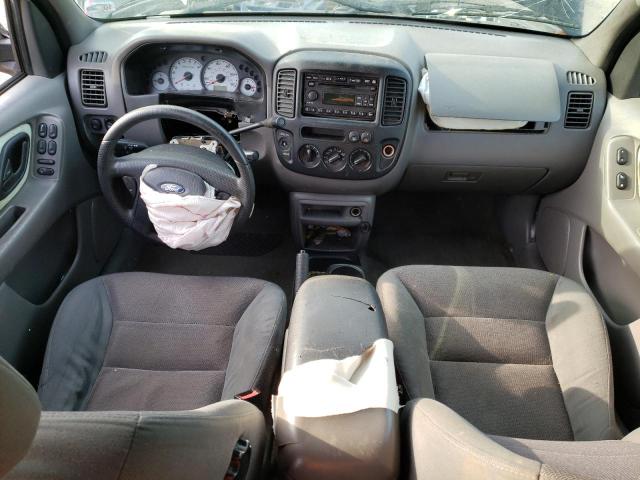 Photo 8 from auction – 2002 FORD ESCAPE XLT with VIN 1FMYU04172KD10417