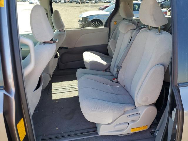 Photo 11 from auction – 2011 TOYOTA SIENNA LE with VIN 5TDKK3DC8BS049665