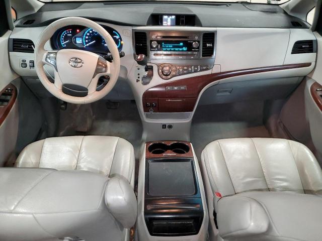 Photo 8 from auction – 2011 TOYOTA SIENNA XLE with VIN 5TDYK3DC0BS004231