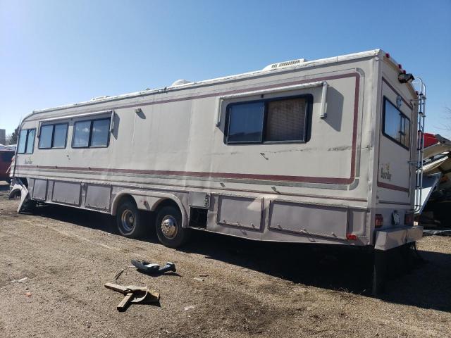 Photo 3 from auction – 1994 FTWD MOTORHOME with VIN 3FCMF53G3RJA02066