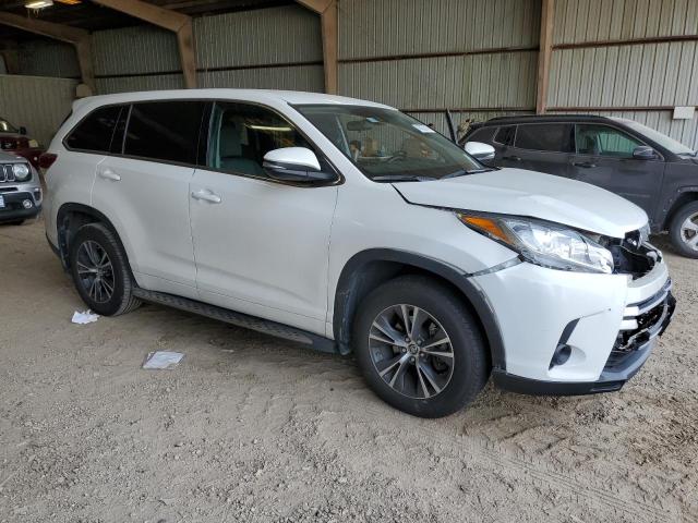 Photo 4 from auction – 2017 TOYOTA HIGHLANDER with VIN 5TDZARFH5HS027337