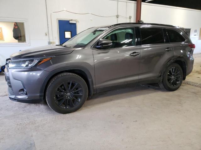 TOYOTA HIGHLANDER 2019 with VIN 5TDJZRFH6KS621335 - Photo from auction