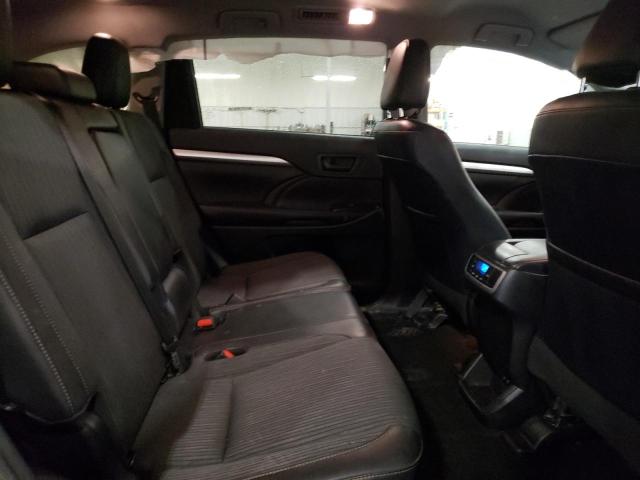 Photo 11 from auction – 2019 TOYOTA HIGHLANDER with VIN 5TDBZRFHXKS994804