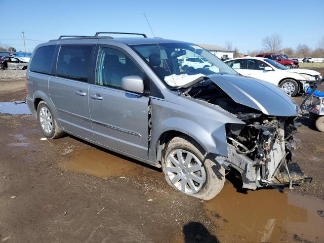 Photo 4 from auction – 2016 CHRYSLER TOWN & COU with VIN 2C4RC1BG2GR297075