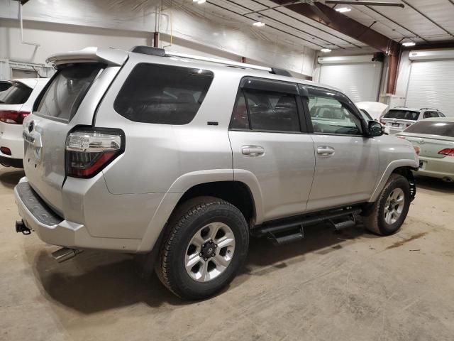 Photo 3 from auction – 2019 TOYOTA 4RUNNER SR with VIN JTEBU5JR7K5638545