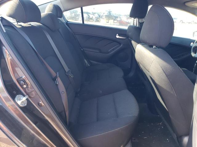Photo 10 from auction – 2017 KIA FORTE LX with VIN 3KPFK4A75HE102694