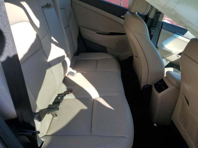 Photo 11 from auction – 2017 HYUNDAI TUCSON LIM with VIN KM8J3CA22HU272014