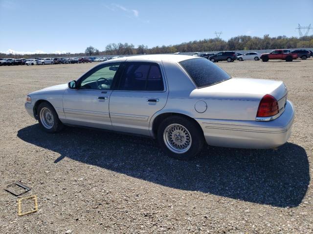 Photo 2 from auction – 2000 FORD CROWN VICT with VIN 2FAFP74WXYX128844
