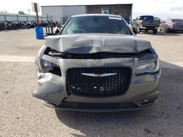 Photo 5 from auction – 2019 CHRYSLER 300 S with VIN 2C3CCABG4KH559817