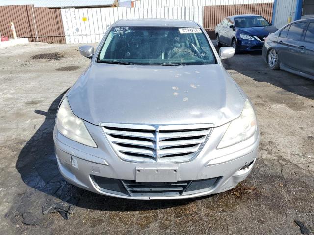 Photo 5 from auction – 2011 HYUNDAI GENESIS 4. with VIN KMHGC4DF1BU133269
