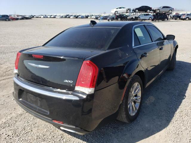 Photo 3 from auction – 2017 CHRYSLER 300 LIMITE with VIN 2C3CCAAGXHH588121