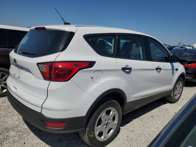 Photo 3 from auction – 2019 FORD ESCAPE S with VIN 1FMCU0F70KUC36757