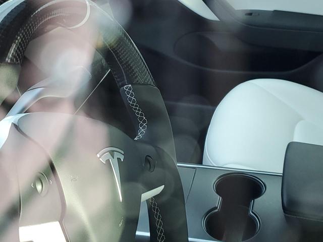 Photo 9 from auction – 2018 TESLA MODEL 3 with VIN 5YJ3E1EB4JF099522