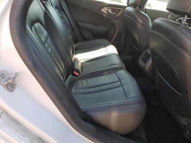 Photo 10 from auction – 2016 CHRYSLER 200 LIMITE with VIN 1C3CCCABXGN178859