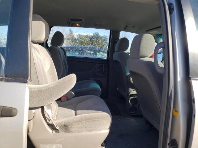 Photo 11 from auction – 2005 TOYOTA SIENNA CE with VIN 5TDZA29C65S365980