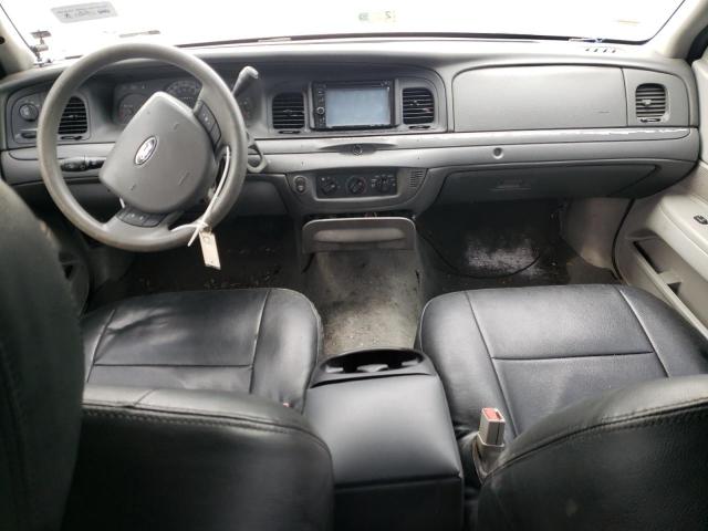 Photo 8 from auction – 2005 FORD CROWN VICT with VIN 2FAHP71W95X130951