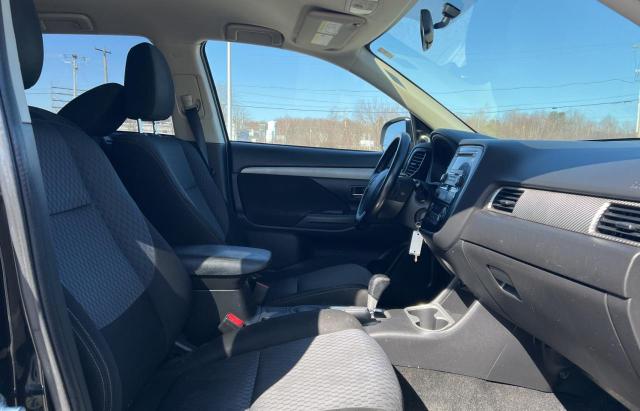 Photo 5 from auction – 2015 MITSUBISHI OUTLANDER with VIN JA4AD2A35FZ002225