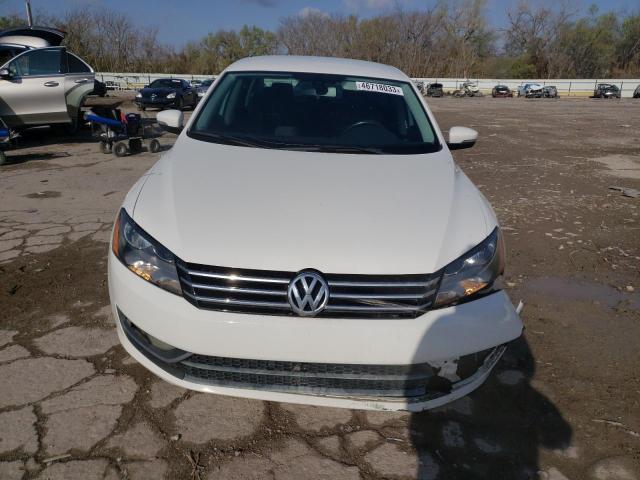 Photo 5 from auction – 2015 VOLKSWAGEN PASSAT S with VIN 1VWAT7A34FC084034