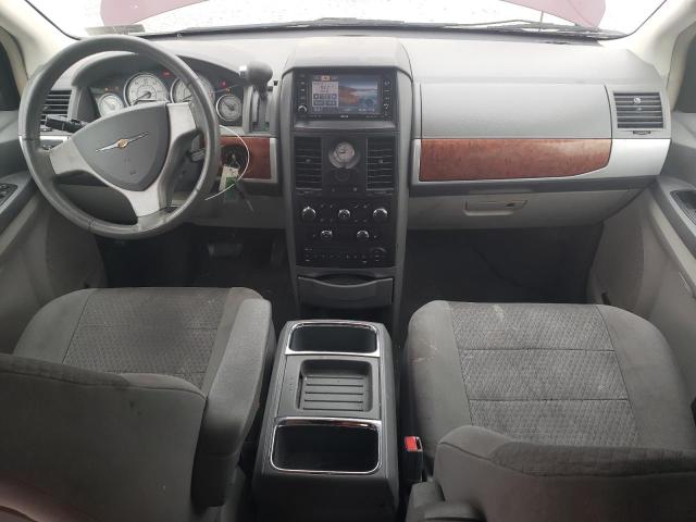 Photo 8 from auction – 2008 CHRYSLER TOWN & COU with VIN 2A8HR54P98R682870
