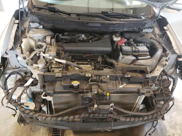 Photo 12 from auction – 2019 NISSAN ROGUE S with VIN 5N1AT2MT2KC762173