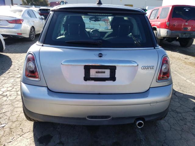 Photo 6 from auction – 2009 MINI COOPER with VIN WMWMF33589TU72285