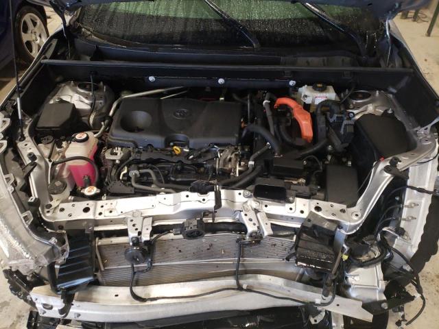 Photo 11 from auction – 2019 TOYOTA RAV4 XSE with VIN JTMEWRFV1KD510185