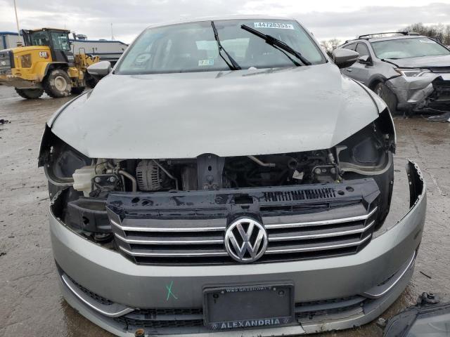 Photo 5 from auction – 2012 VOLKSWAGEN PASSAT SE with VIN 1VWBP7A39CC094899